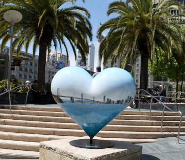 Union Square is a plaza of 2.6 acres (11,000 m2) bordered by Geary, Powell, Post and Stockton Streets in San Francisco, California.